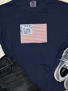 American Flag patchwork tee size medium